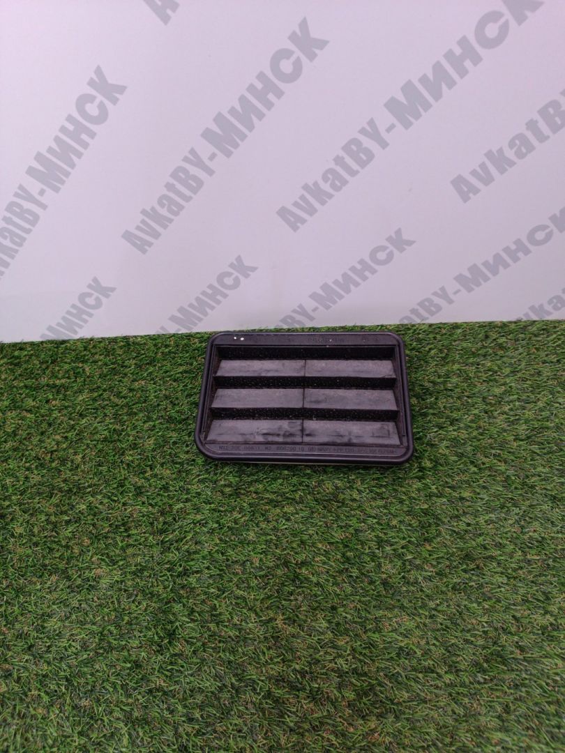 решетка вентиляции багажника BMW X7 G07 2021, 4.4 л., N63B44D, бензин, АКПП, c27 arktis-grau brillanteffekt, внедорожник 5 дв., полный привод, 64229176945, 9176945 - фото №1