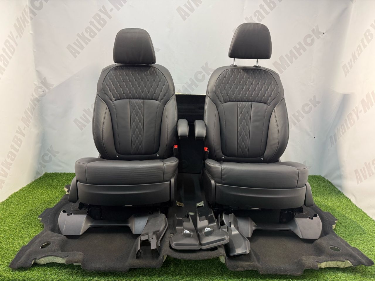 сиденье заднее BMW X7 G07 2021, 4.4 л., N63B44D, бензин, АКПП, c27 arktis-grau brillanteffekt, внедорожник 5 дв., полный привод, 7488151, 52107488151, 7496839, 52107496839, 7496837, 52107496837, 52107496840, 7496840, 52107488152, 7498152, 52107496838, 52108493899, 52108493900, 52209476823, 52209476824, 7496838, 8493899, 8493900, 9476823, 9476824 - фото №1