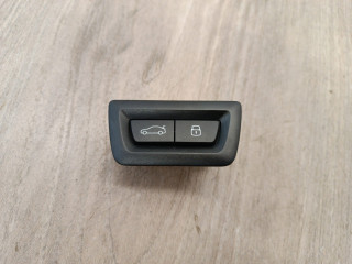 кнопка открытия багажника BMW 5 серия G60/G61 2024, 2.0 л., b48b20s, бензин, АКПП, с4а, седан, полный привод, 61315A1B301, 5A1B301