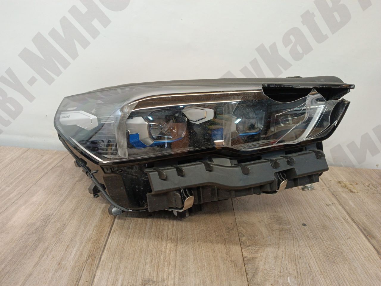 фара правая BMW 5 серия G60/G61 2024, 2.0 л., b48b20s, бензин, АКПП, с4а, седан, полный привод, 5A798D6, 5A87908, 63115A87908 - фото №1