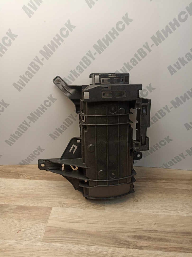 кронштейн (крепление) BMW X4 M F98 2021, 3.0 л., s58b30a, бензин, АКПП, donington-grau metallic (c28), внедорожник 5 дв., 61356842403, 6842403 - фото №1