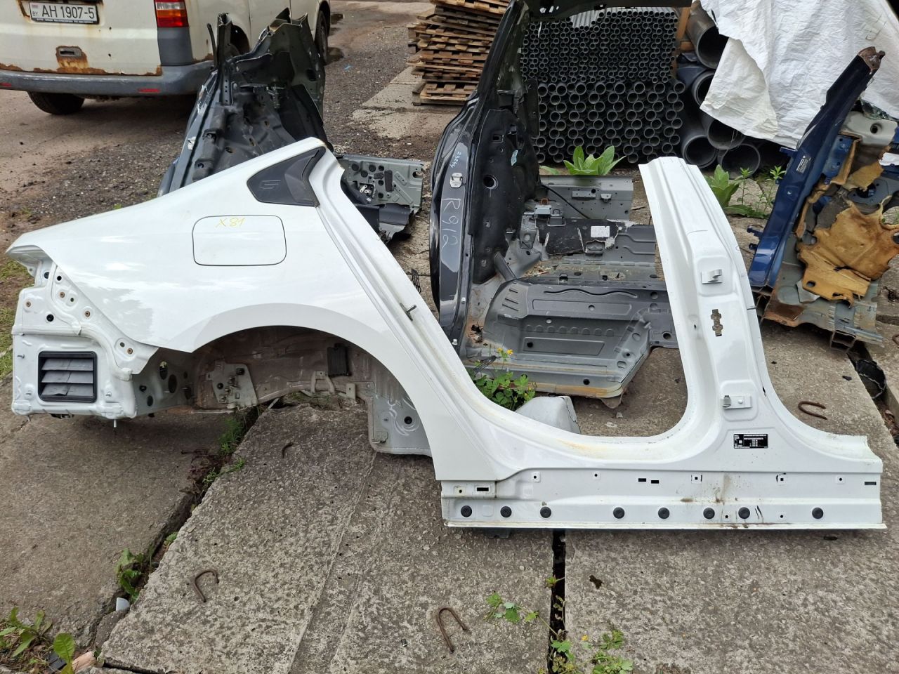 крыло заднее правое BMW i5 G60 2023, электро, a300, седан, задний привод, правый руль - фото №1