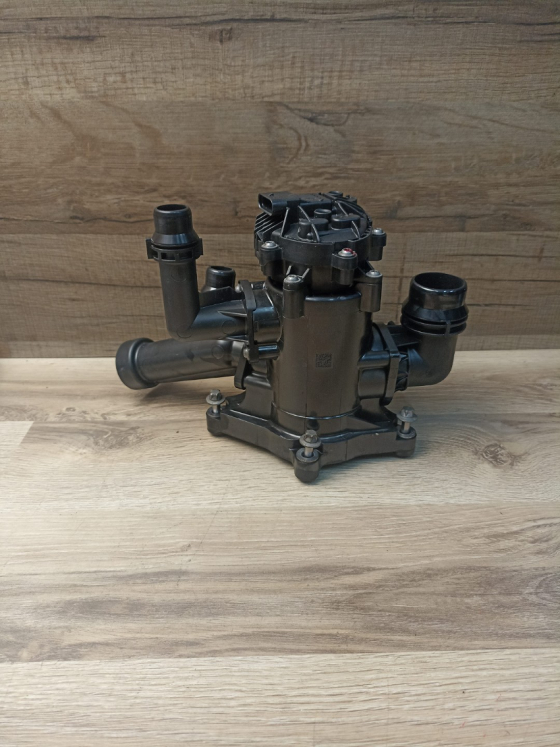 термостат BMW X5 G05 2019, 3.0 л., B58B30C, бензин, АКПП, a96, внедорожник 5 дв., полный привод, 11538642559, 8642559 - фото №1