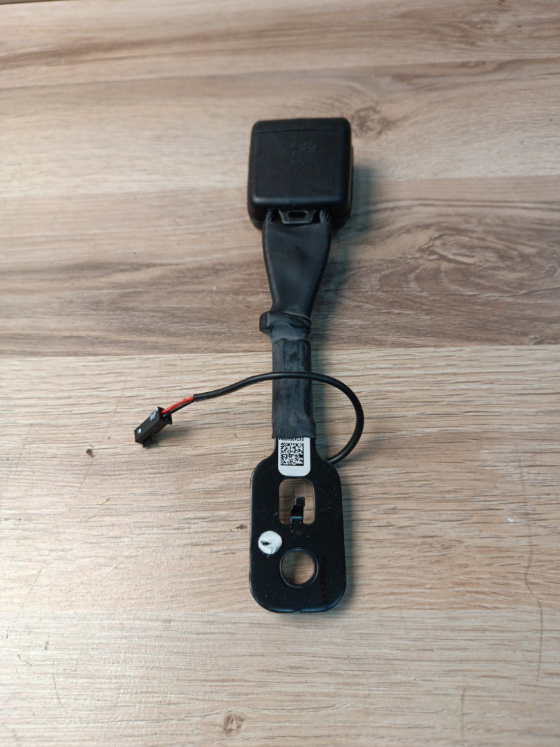 преднатяжитель ремня безопасности BMW X5 G05 2019, 3.0 л., B58B30C, бензин, АКПП, a96, внедорожник 5 дв., полный привод, 72117435665, 7435665 - фото №1