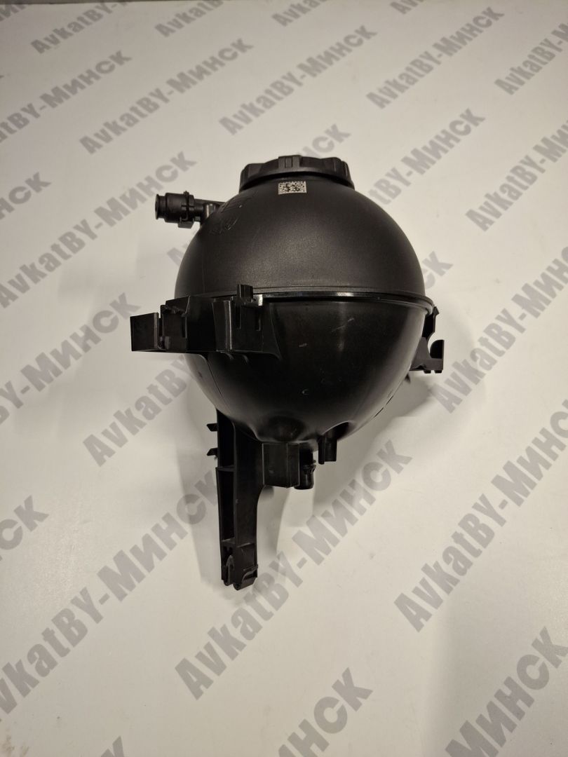 бачок расширительный BMW 5 серия G60/G61 2024, 2.0 л., b48b20s, бензин, АКПП, с4а, седан, полный привод, 17139454333, 9454333 - фото №1