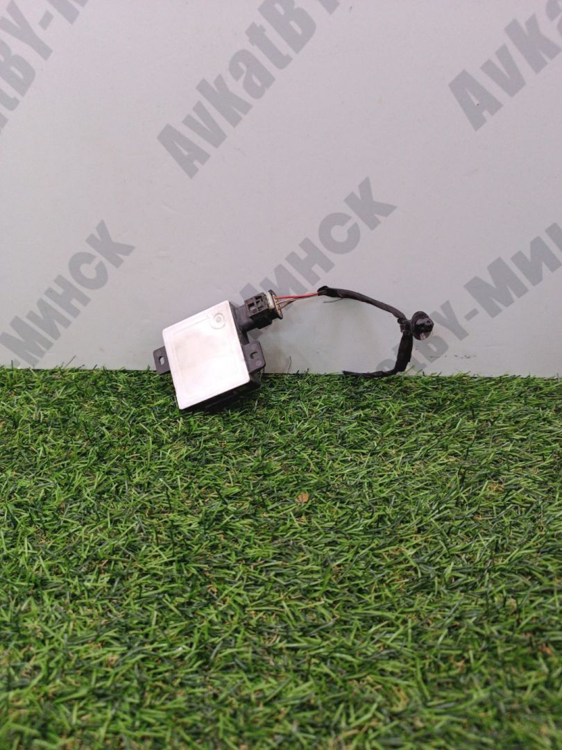 Антенна системы комфортного доступа BMW 5 серия G60/G61 2024, 2.0 л., b48b20s, бензин, АКПП, с4а, седан, полный привод, 61355B413A9, 5B413A9 - фото №1