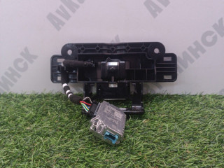 разъем AUX / USB BMW X5 G05 [рестайлинг] G05 2024, 3.0 л., B58B30P, бензин, АКПП, a300, внедорожник 5 дв., полный привод, 84105A584E0, 5A584E0