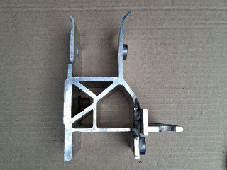 кронштейн радиатора BMW X7 G07 2021, 3.0 л., B58B30C, бензин, АКПП, a96, внедорожник 5 дв., полный привод, 51117421635, 7421635