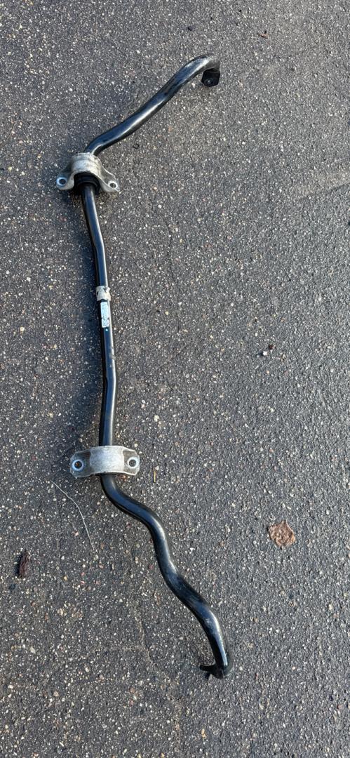 стабилизатор подвески передний BMW X7 G07 2019, 3.0 л., B58B30C, бензин, c1m, внедорожник 5 дв., полный привод, 31356873973, 6873973 - фото №1