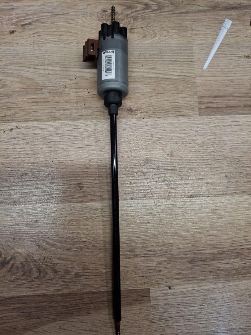 моторчик регулировки сиденья BMW X7 G07 2019, 3.0 л., B58B30C, бензин, c1m, внедорожник 5 дв., полный привод, 52107314200, 7314200, C47621, C47621-105 - фото №1