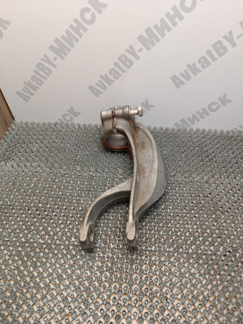 кронштейн (крепление) BMW X5 G05 2022, 3.0 л., B58B30C, бензин, АКПП, c27, внедорожник 5 дв., полный привод, 31126876683, 6876683 - фото №1