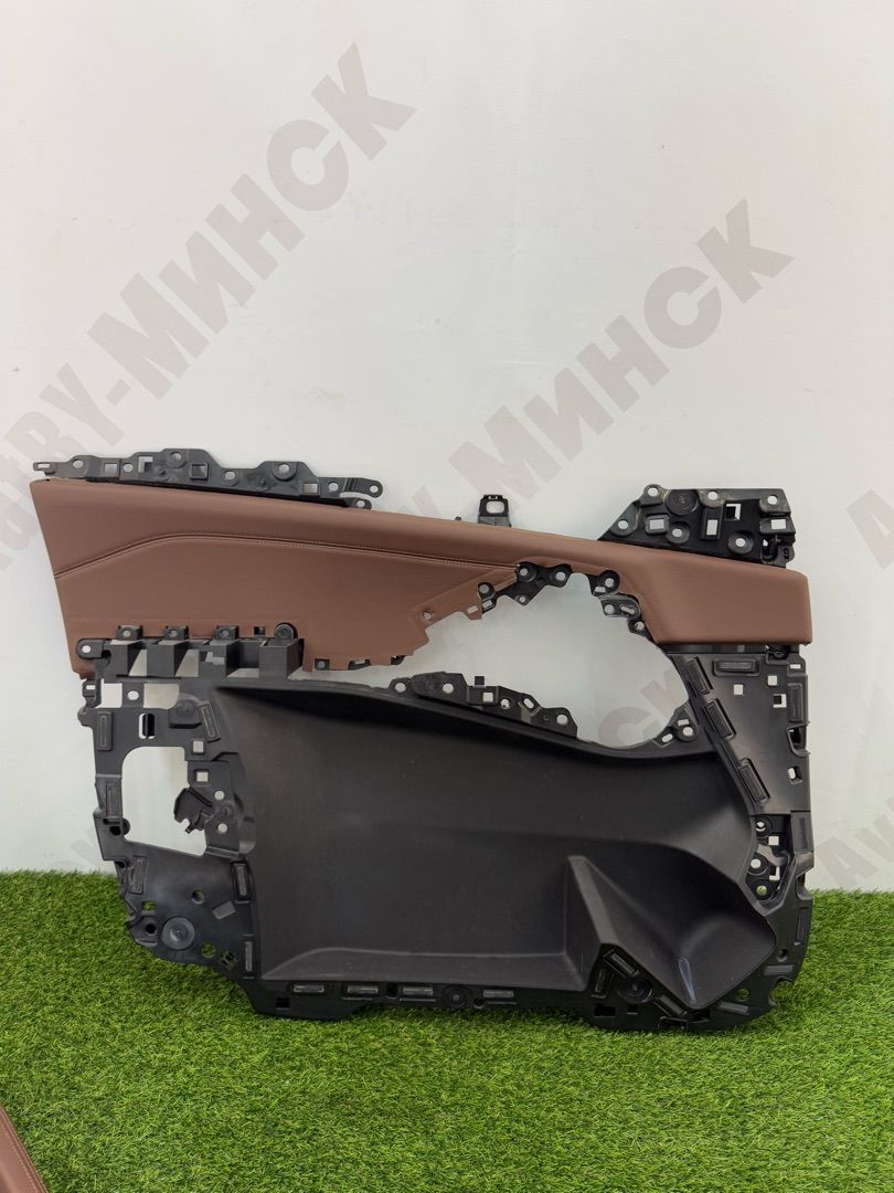 обшивка двери передняя левая BMW X7 G07 2019, 3.0 л., B58B30C, бензин, АКПП, a96, внедорожник 5 дв., полный привод, 51419473879, 9473879 - фото №1