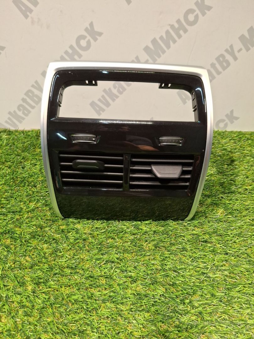 дефлектор обдува салона BMW X7 G07 2021, 3.0 л., B58B30C, бензин, АКПП, a96, внедорожник 5 дв., полный привод, 64229399966, 9399966 - фото №1