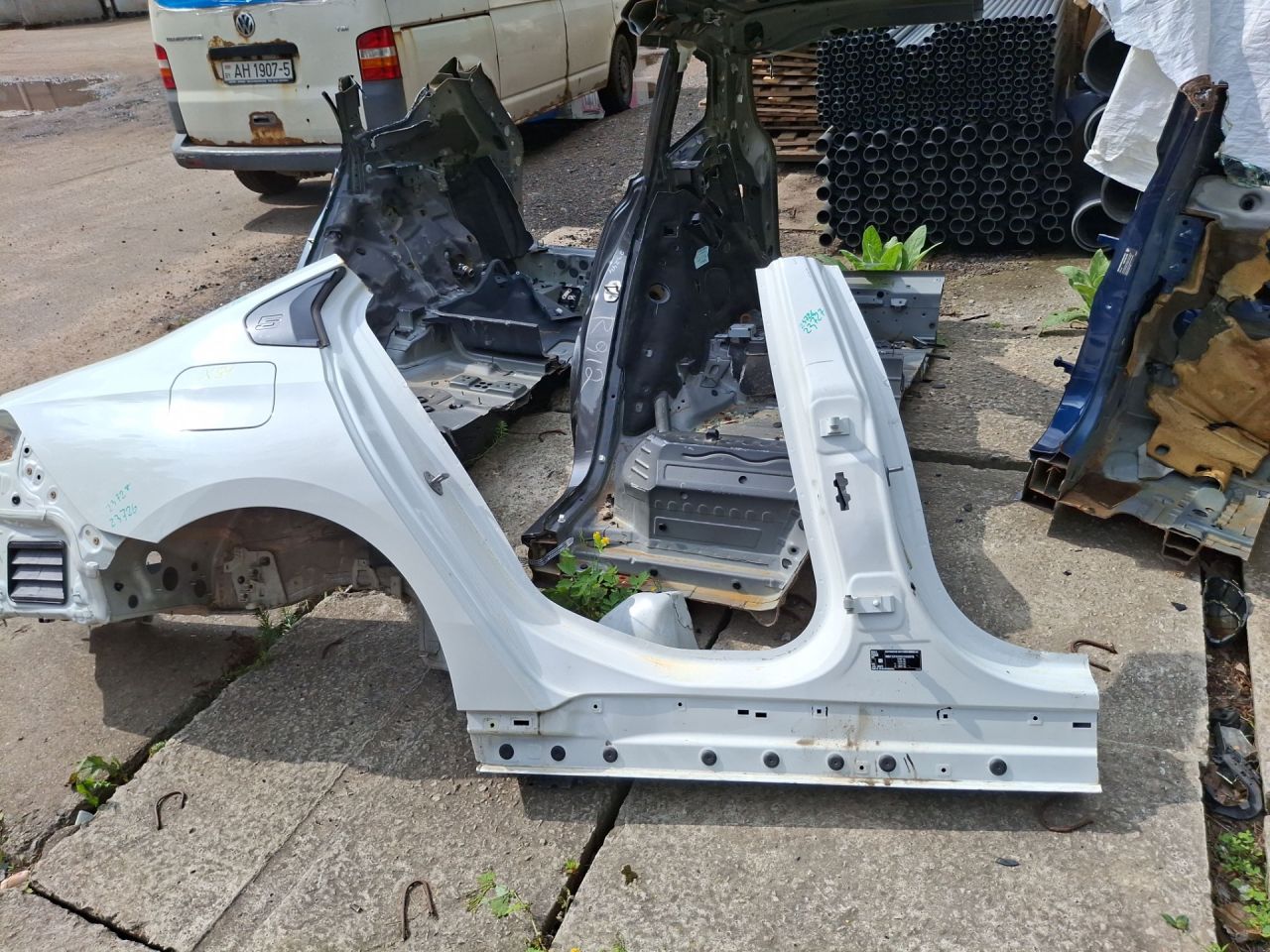 порог правый BMW i5 G60 2023, электро, a300, седан, задний привод, правый руль - фото №1