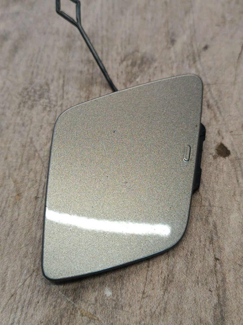 заглушка переднего бампера под крюк BMW 5 серия G60/G61 2024, 2.0 л., b48b20s, бензин, АКПП, с4а, седан, полный привод, 9883905, 51119883905, 5A6A3C8, 51115A6A3C8 - фото №1