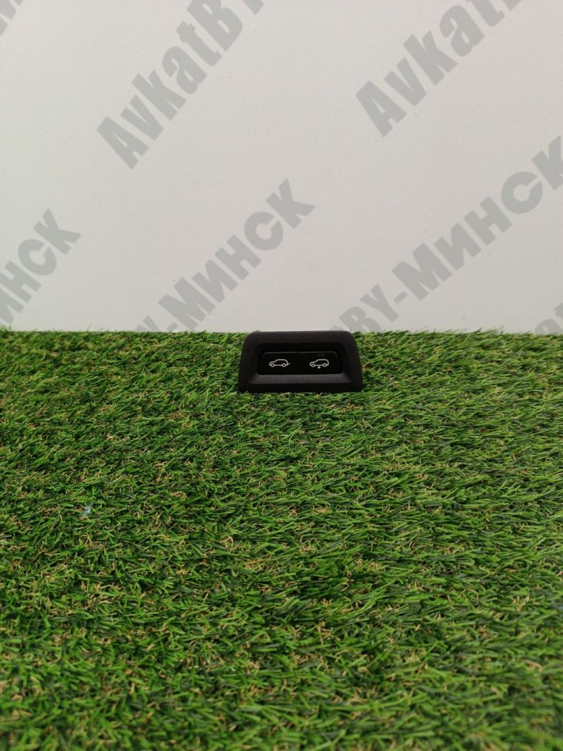 кнопка открытия багажника BMW X7 G07 2021, 4.4 л., N63B44D, бензин, АКПП, c27 arktis-grau brillanteffekt, внедорожник 5 дв., полный привод, 61319860974, 9860974 - фото №1
