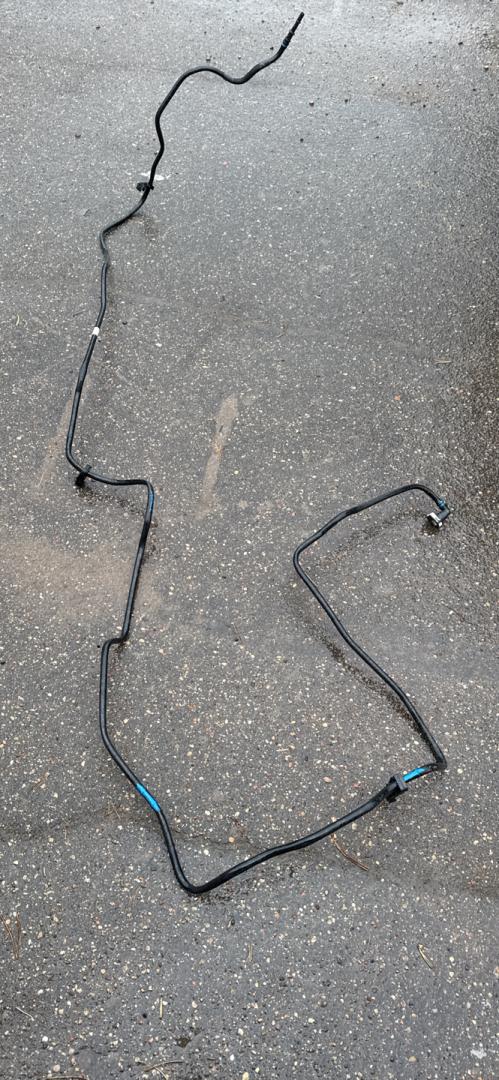 трубка топливная BMW X7 G07 2021, 3.0 л., B58B30C, бензин, АКПП, a96, внедорожник 5 дв., полный привод, 16127439983, 7439983 - фото №1