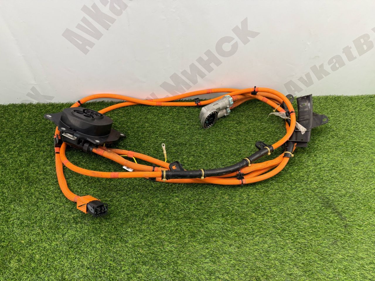 порт зарядный BMW i5 G60 2023, электро, a300, седан, задний привод, правый руль, 61125B39C75, 5B39C75 - фото №1