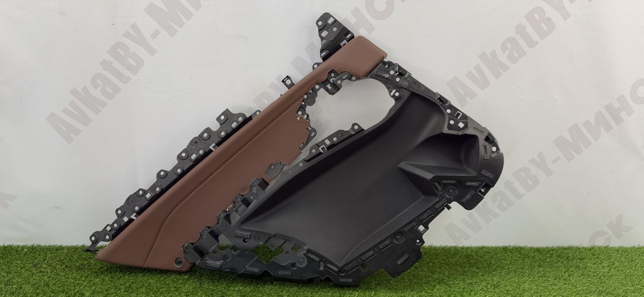 обшивка двери задняя левая BMW X7 G07 2019, 3.0 л., B58B30C, бензин, АКПП, a96, внедорожник 5 дв., полный привод, 51429474247, 9474247 - фото №1