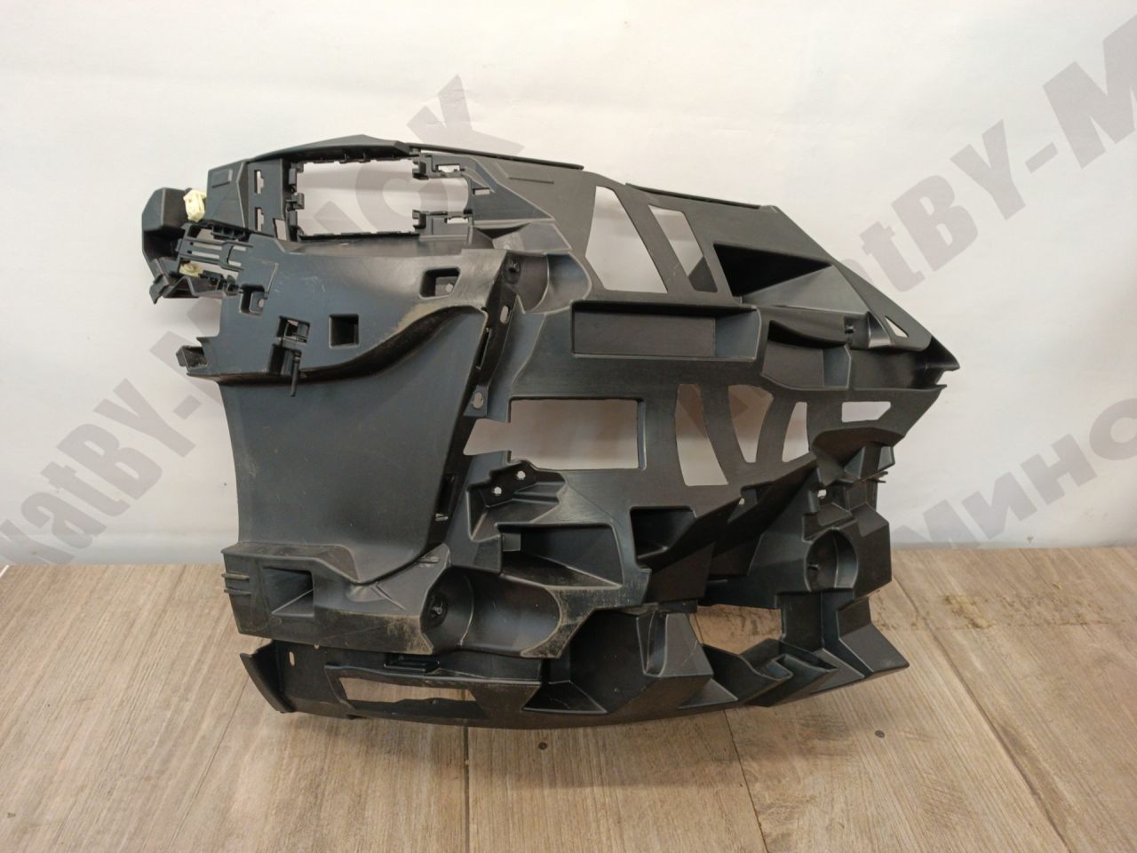 крепление бампера BMW 5 серия G60/G61 2024, 2.0 л., b48b20s, бензин, АКПП, с4а, седан, полный привод, 9879292, 51119879292 - фото №1