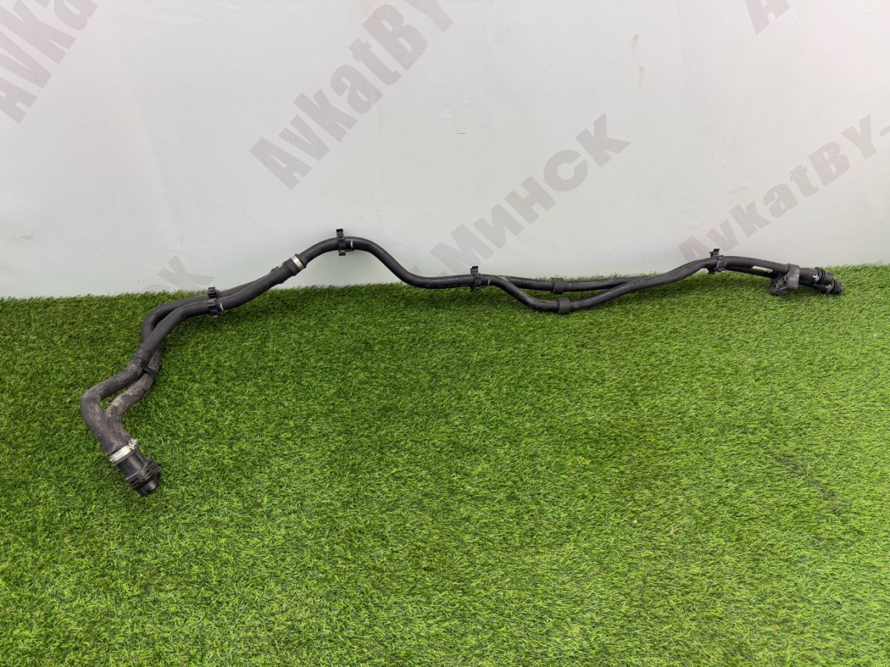 патрубок (трубопровод, шланг) BMW i5 G60 2023, электро, a300, седан, задний привод, правый руль, 17129886638, 9886638 - фото №1