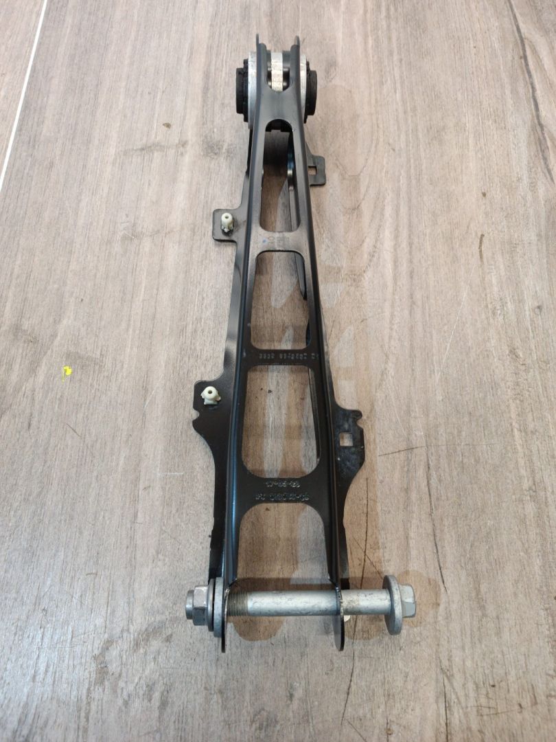 рычаг задний BMW i5 G60 2023, электро, a300, седан, задний привод, правый руль, 8843530, 33328843530, 8835608 - фото №1