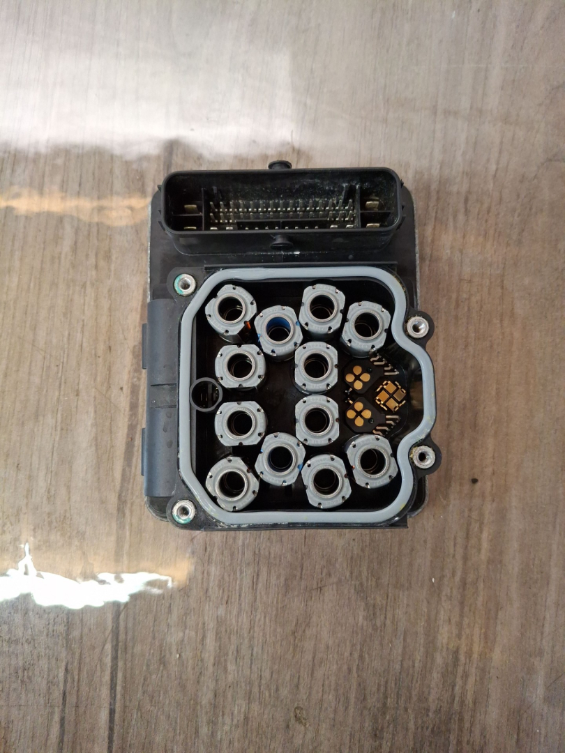 блок ABS BMW X3 G01 2018, 3.0 л., B58 B30 A, бензин, АКПП, a300, внедорожник 5 дв., полный привод, 34516896984, 6896984 - фото №1