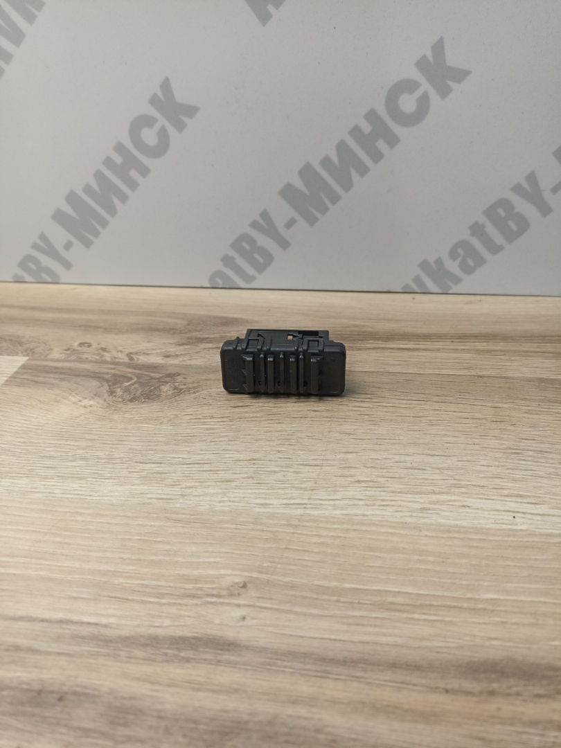 диагностический разъем BMW X4 M F98 2021, 3.0 л., s58b30a, бензин, АКПП, donington-grau metallic (c28), внедорожник 5 дв., 6807395, 61136807395 - фото №1