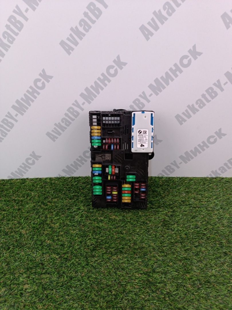 блок предохранителей BMW i5 G60 2023, электро, a300, седан, задний привод, правый руль, 61145A09BA7, 5A09BA7, 61355A57961, 5A57961 - фото №1