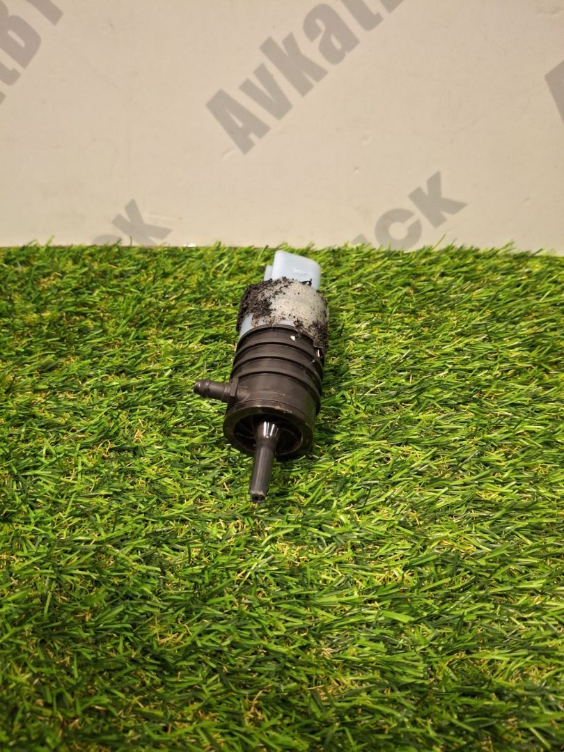 насос (моторчик) омывателя стекла BMW 5 серия G60/G61 2024, 2.0 л., b48b20s, бензин, АКПП, с4а, седан, полный привод, 5A128A1, 61355A128A1 - фото №1