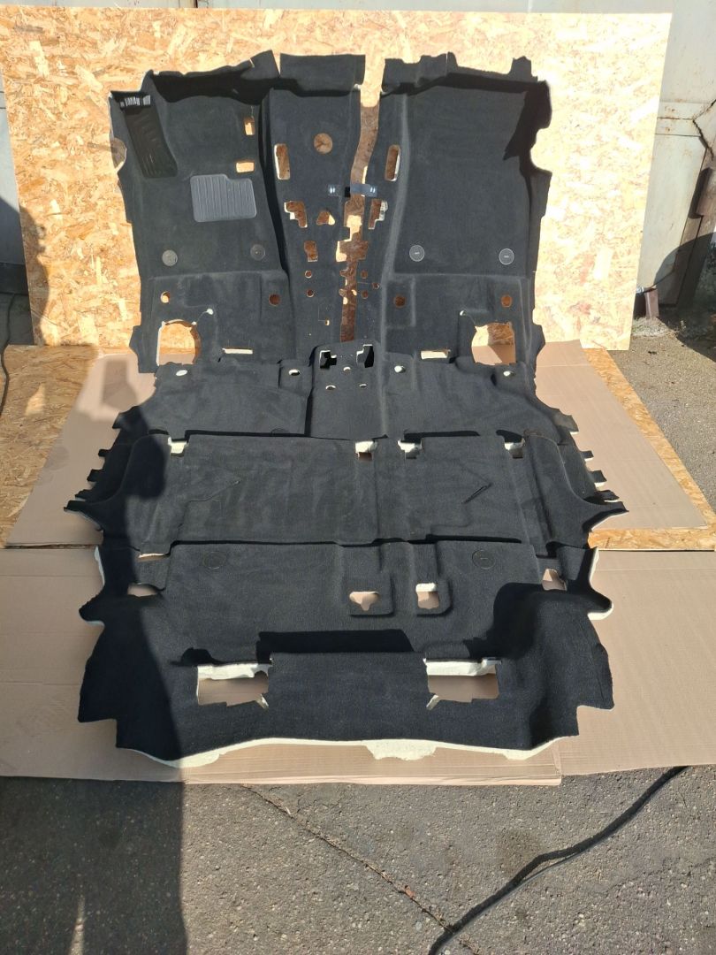 ковер салонный BMW X7 G07 2021, 3.0 л., B58B30C, бензин, АКПП, a96, внедорожник 5 дв., полный привод, 7484023, 7484025, 51477484023, 51477484025, 51479892982, 9892982, 51477941071, 7941071 - фото №1