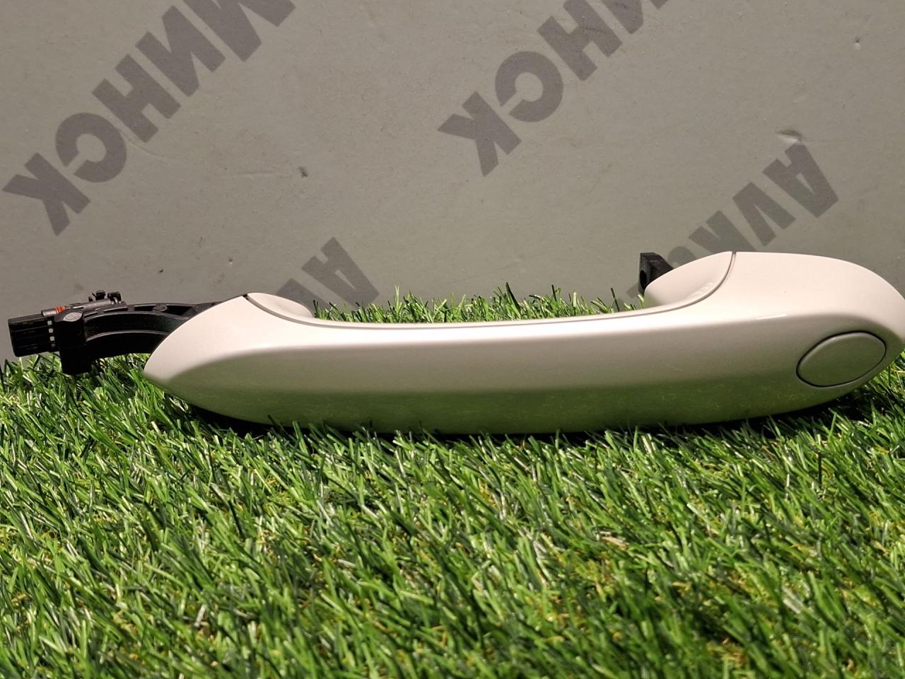 ручка наружная BMW X7 G07 2021, 3.0 л., B58B30C, бензин, АКПП, a96, внедорожник 5 дв., полный привод, 51215A65DC7, 5A65DC7, 51215B61955, 5B61955, 4A1A751 - фото №1