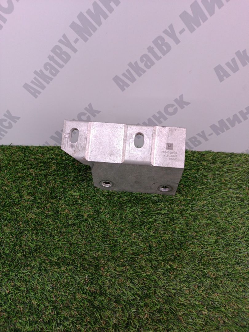 Кронштейн балки BMW i5 G60 2023, электро, a300, седан, задний привод, правый руль, 31106894796, 6894796 - фото №1