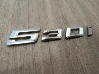 эмблема BMW 5 серия G60/G61 2024, 2.0 л., b48b20s, бензин, АКПП, с4а, седан, полный привод, 5A0C8A7, 51145A0C8A7