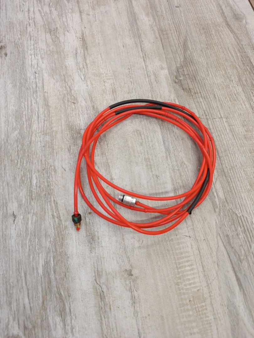 трубка воздушная пневматическая BMW X7 G07 2019, 3.0 л., B58B30C, бензин, c1m, внедорожник 5 дв., полный привод, 6878495, 37206878495 - фото №1