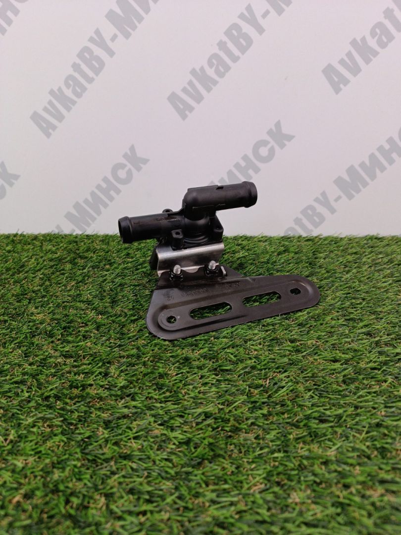 клапан прокачки сцепления BMW X7 G07 2021, 4.4 л., N63B44D, бензин, АКПП, c27 arktis-grau brillanteffekt, внедорожник 5 дв., полный привод, 64119254742, 9254742 - фото №1