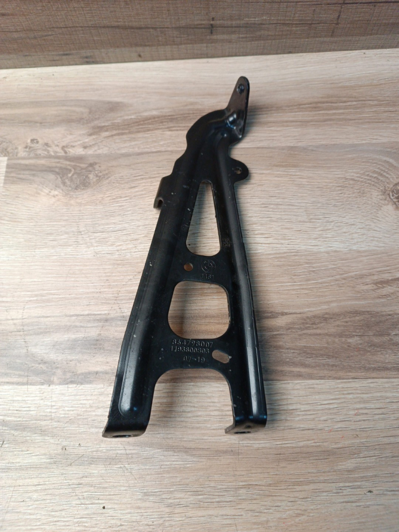 кронштейн (крепление) BMW X3 G01 2020, 3.0 л., B58B30B, бензин, c1m, внедорожник 5 дв., полный привод, 11618647980, 8647980 - фото №1