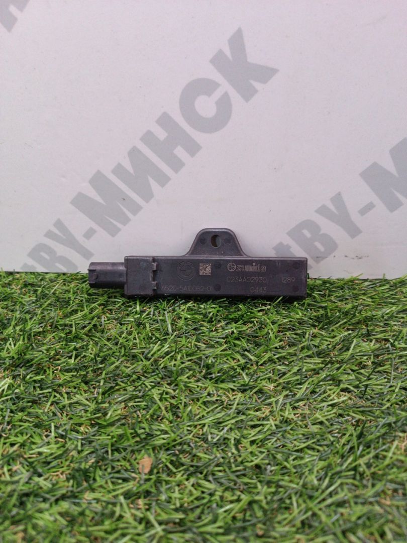 Антенна системы комфортного доступа BMW 5 серия G60/G61 2024, 2.0 л., b48b20s, бензин, АКПП, с4а, седан, полный привод, 65205A1D0B2, 5A1D0B2 - фото №1