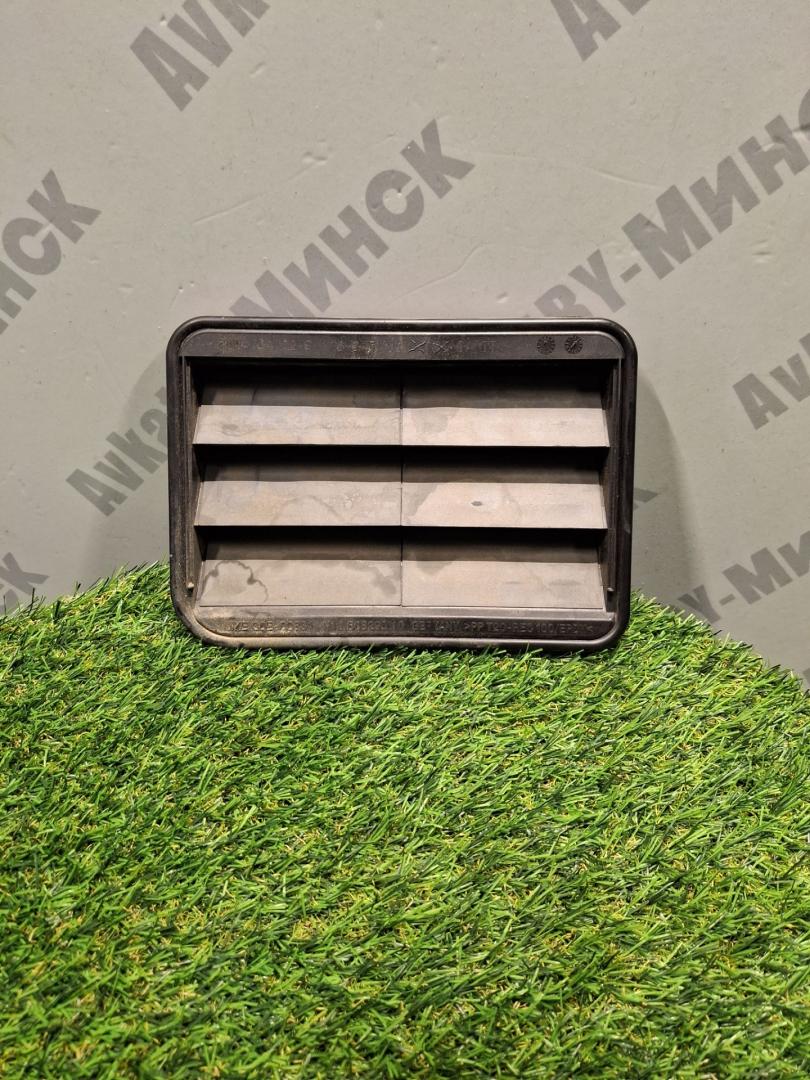 решетка вентиляции багажника BMW X7 G07 2021, 3.0 л., B58B30C, бензин, АКПП, a96, внедорожник 5 дв., полный привод, 64229176945, 9176945 - фото №1