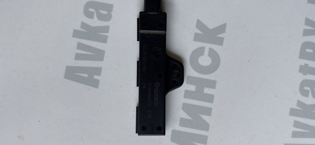 Антенна системы комфортного доступа BMW X7 G07 2021, 3.0 л., B58B30C, бензин, АКПП, a96, внедорожник 5 дв., полный привод, 65206832066, 6832066 - фото №1