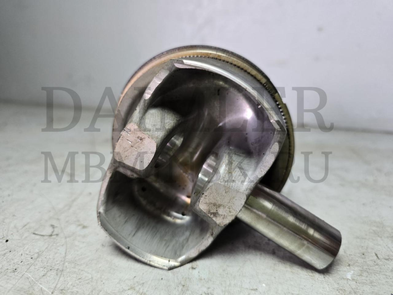 поршень Porsche Cayenne 958 2014, 3.6 л., M 55.02, бензин, 95810303300, 95810303200, 03H107066AR - фото №1