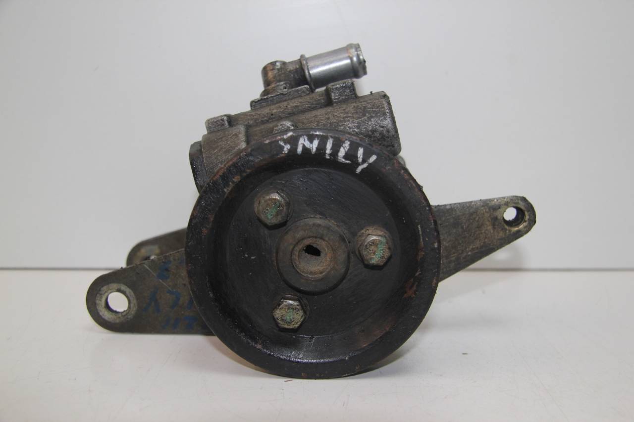 насос гидроусилителя руля Lifan Smily 1 поколение 330 2011, 1.3 л., LF479Q3, бензин, МКПП, вишнёвый, хетчбэк 5 дв., передний привод - фото №1