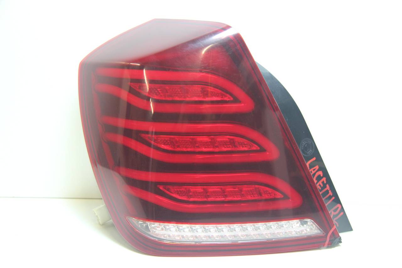 фонарь задний левый Chevrolet Lacetti 1 поколение J200 2008, 1.4 л., F14D3, бензин, МКПП, серебристый, седан, передний привод - фото №1