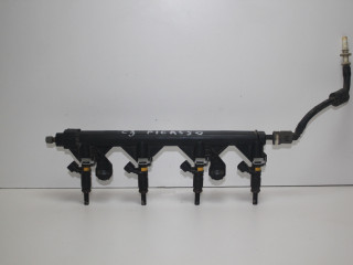 Рейка топливная (рампа) с форсунками Citroen C3 Picasso 1 поколение SH 2009, 1.4 л., 8FS (EP3), бензин, МКПП, сине-голубой, минивэн, передний привод, V7575645, V7528176