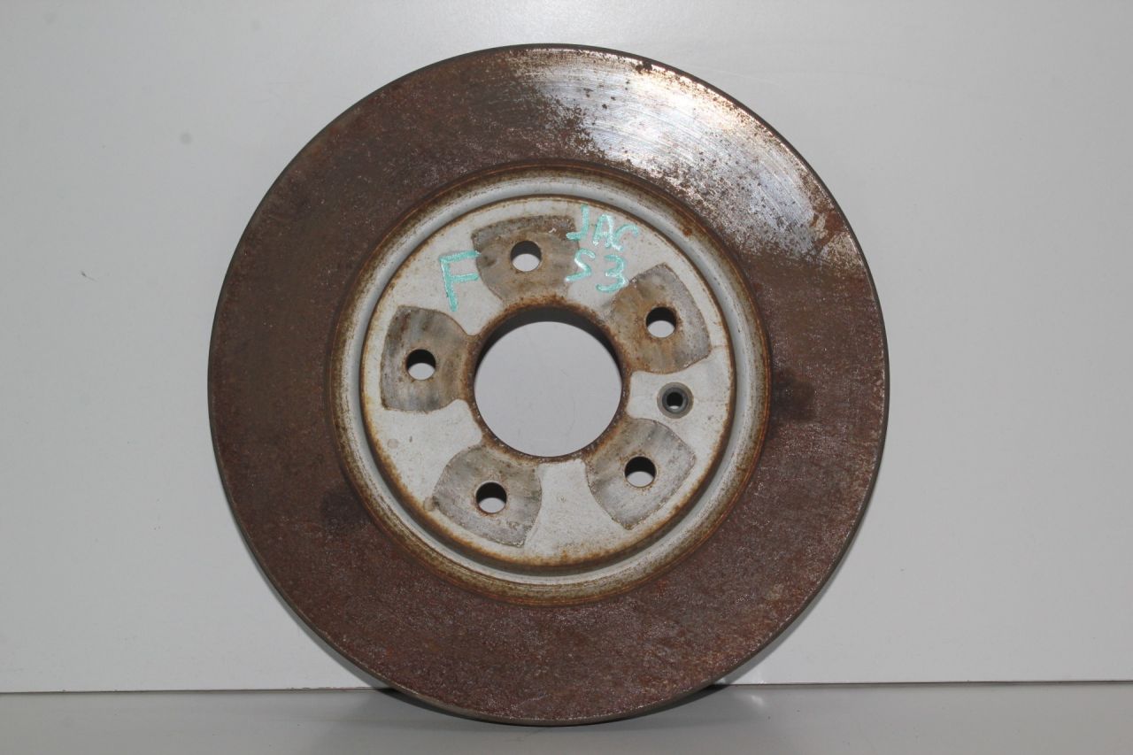 диск тормозной передний JAC S3 1 поколение 2019, 1.6 л., бензин, МКПП, серебристый, универсал, передний привод - фото №1