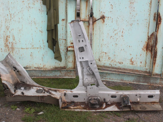 порог левый Renault Kaptur 1 поколение SUV 2018, 1.6 л., H4MD429, бензин, вариатор, белый, хетчбэк 5 дв., передний привод, 8200839124