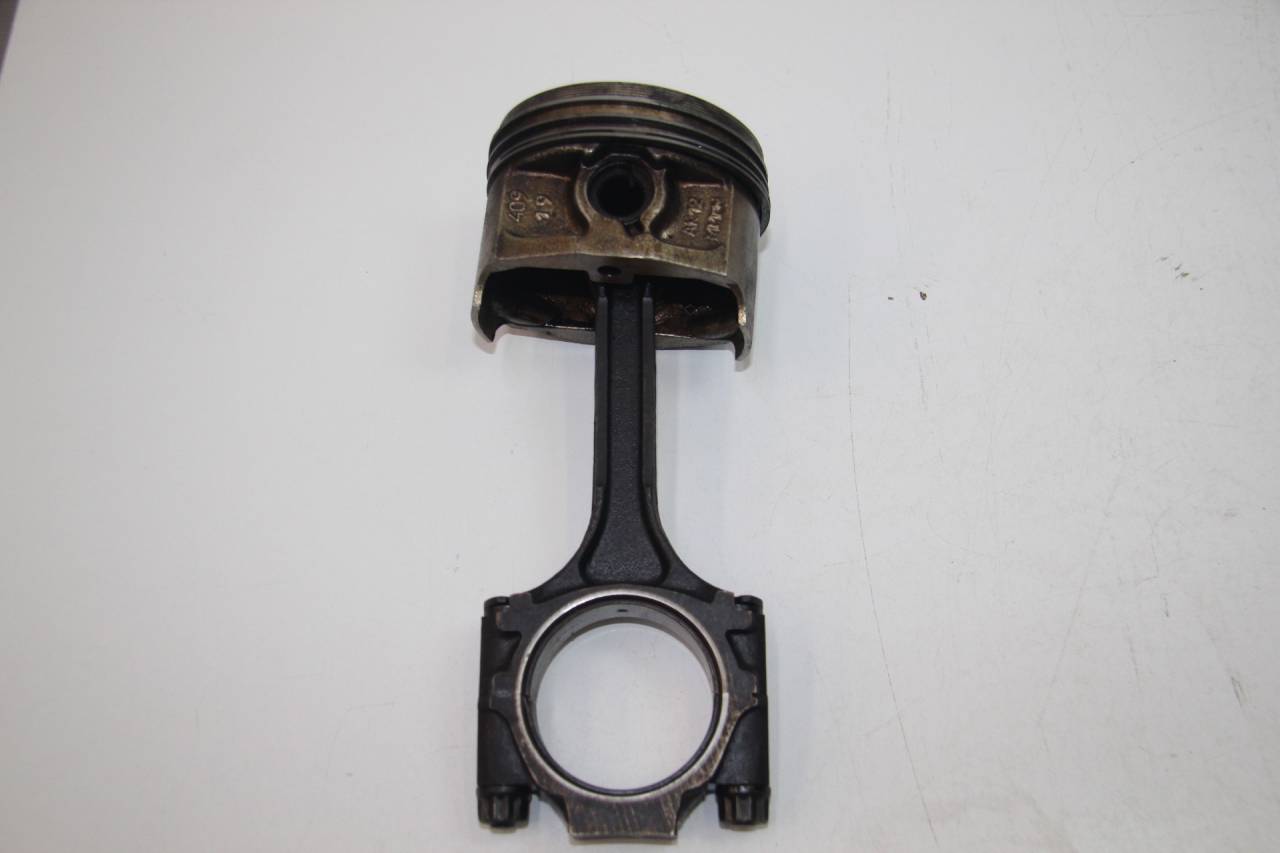 поршень УАЗ Patriot 1 поколение 2006, 409, бензин, МКПП, внедорожник 5 дв. - фото №1