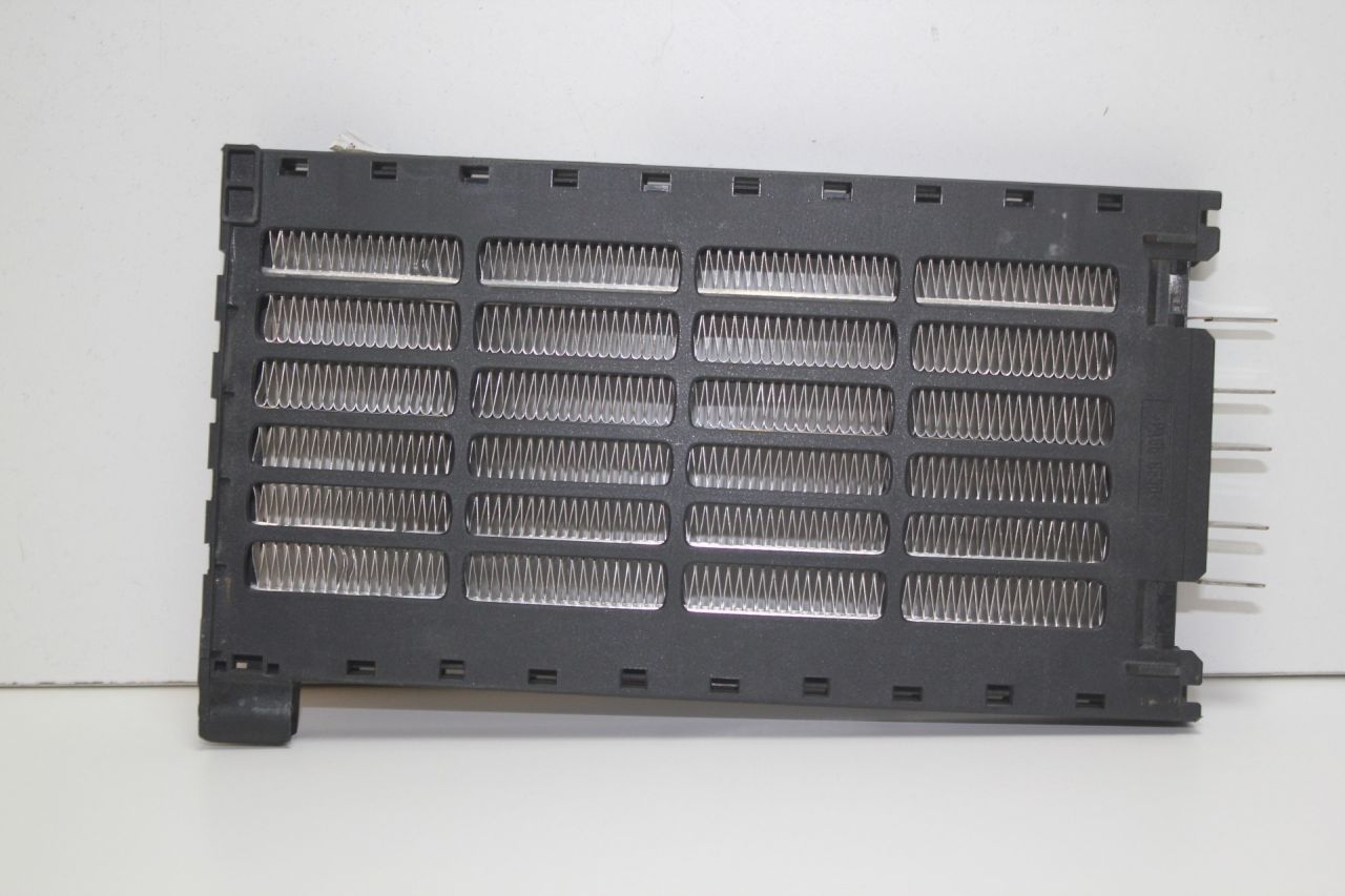 электрический радиатор отопителя (тэн) Renault Duster 1 поколение HSA 2012, 2.0 л., F4R 403, бензин, АКПП, черный, хетчбэк 5 дв., передний привод, N103789T-D - фото №1