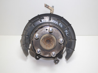 кулак задний левый Kia Cerato 2 поколение TD 2012, 1.6 л., G4FC, бензин, АКПП, серебристый, седан, передний привод