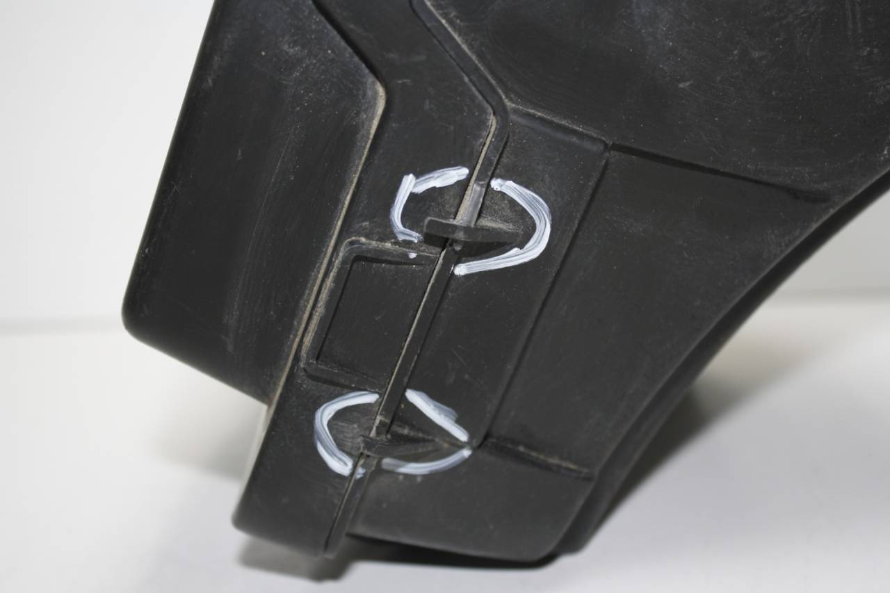 короб предохранителей Renault Arkana 1 поколение SUV 2020, 1.3 л., H5H, бензин, вариатор, серый, хетчбэк 5 дв., полный подключаемый привод, 243828894R, 243803298R - фото №1